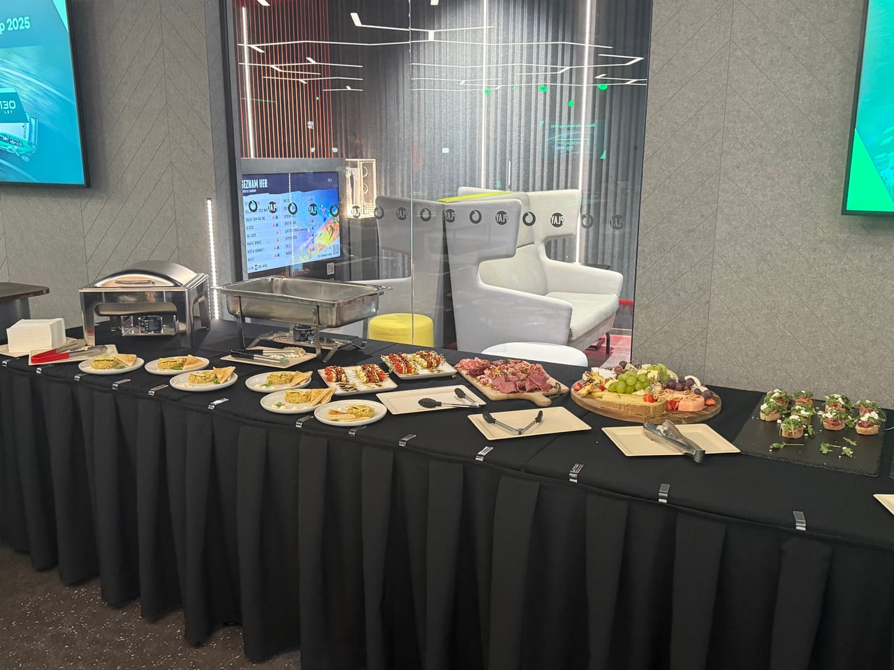 Pixel Burger catering